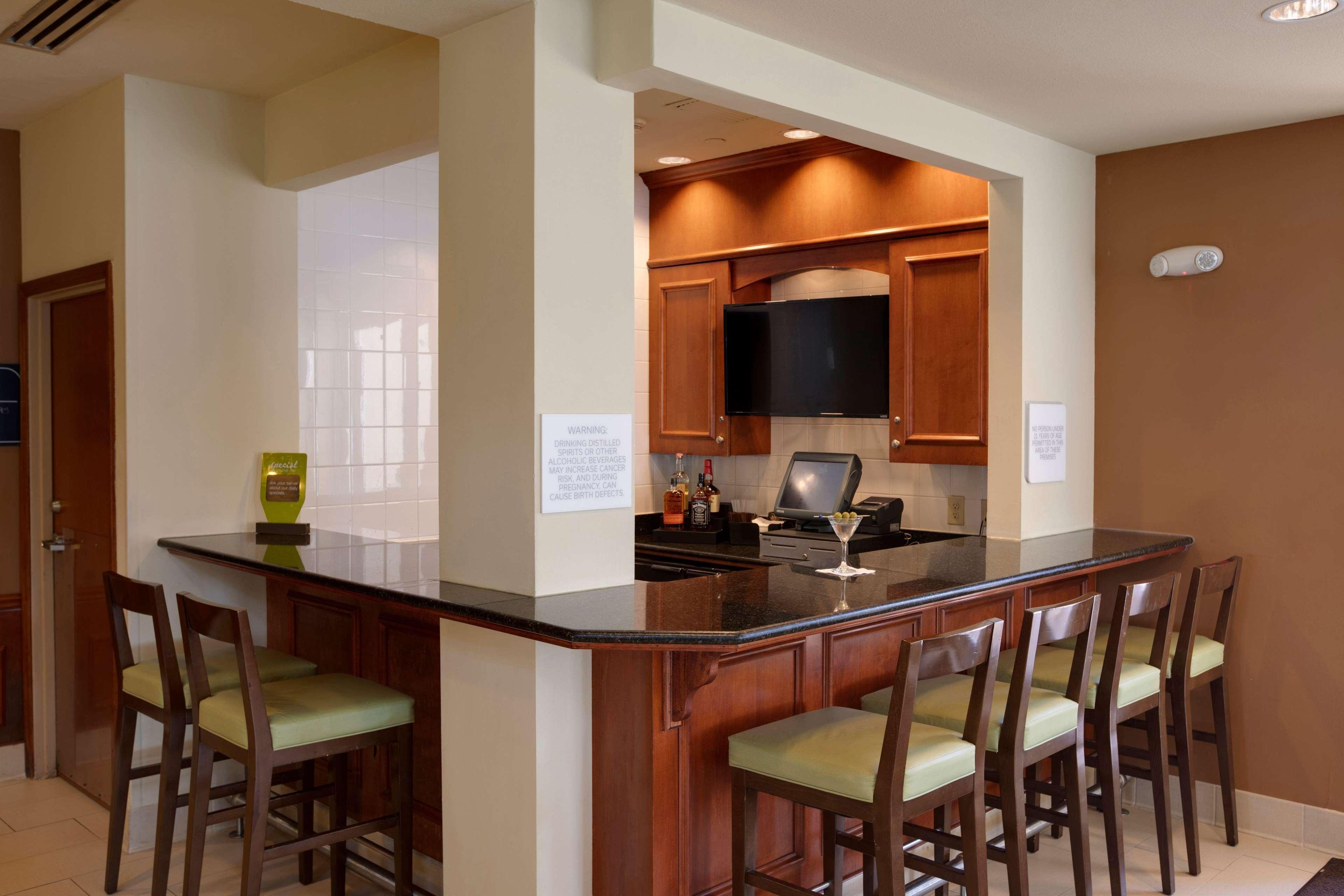 Hilton Garden Inn Oklahoma City Airport Εξωτερικό φωτογραφία