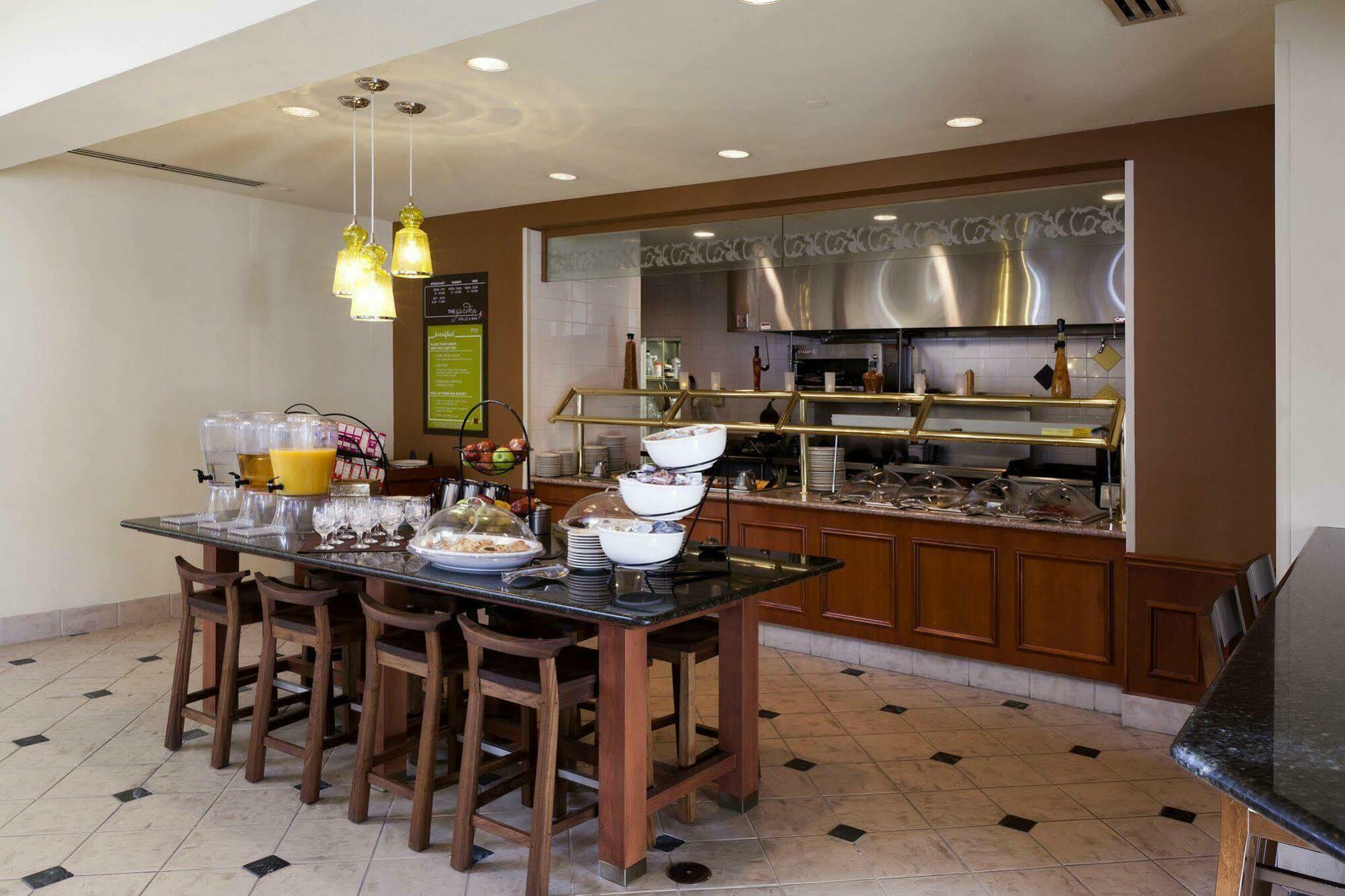 Hilton Garden Inn Oklahoma City Airport Εξωτερικό φωτογραφία